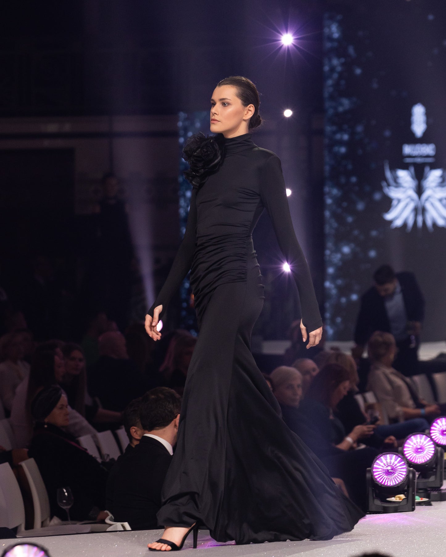 Elegance Black Brooch